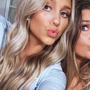 Meet your Posher, Molly